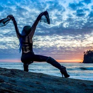 Meet your Posher, Alecia